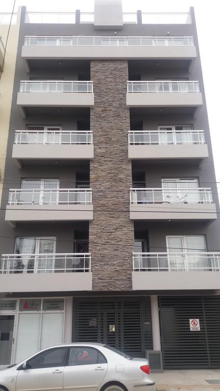 Veluvi Apartment *